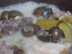 酸菜猪肺田螺煲汤-田螺先生畲江特色田螺煲(建设路总店)