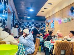 大堂-昱龙大盆牛蛙馆(三兴街总店)