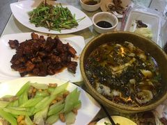 西芹腰果炒鸭舌-眷江南之小蓝鲸(王府大街店)