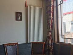 包厢-亿诣蝎府炸酱面羊蝎子火锅(酷车小镇店)