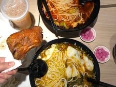 水煮肉片米线-苗乡米线(建军路店)