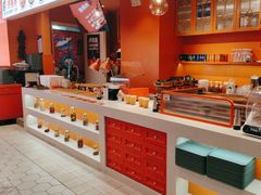 -大食代美食广场(上海中心店)