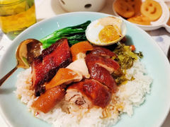 星厨烧腊四宝饭-文华冰室(八号仓店)