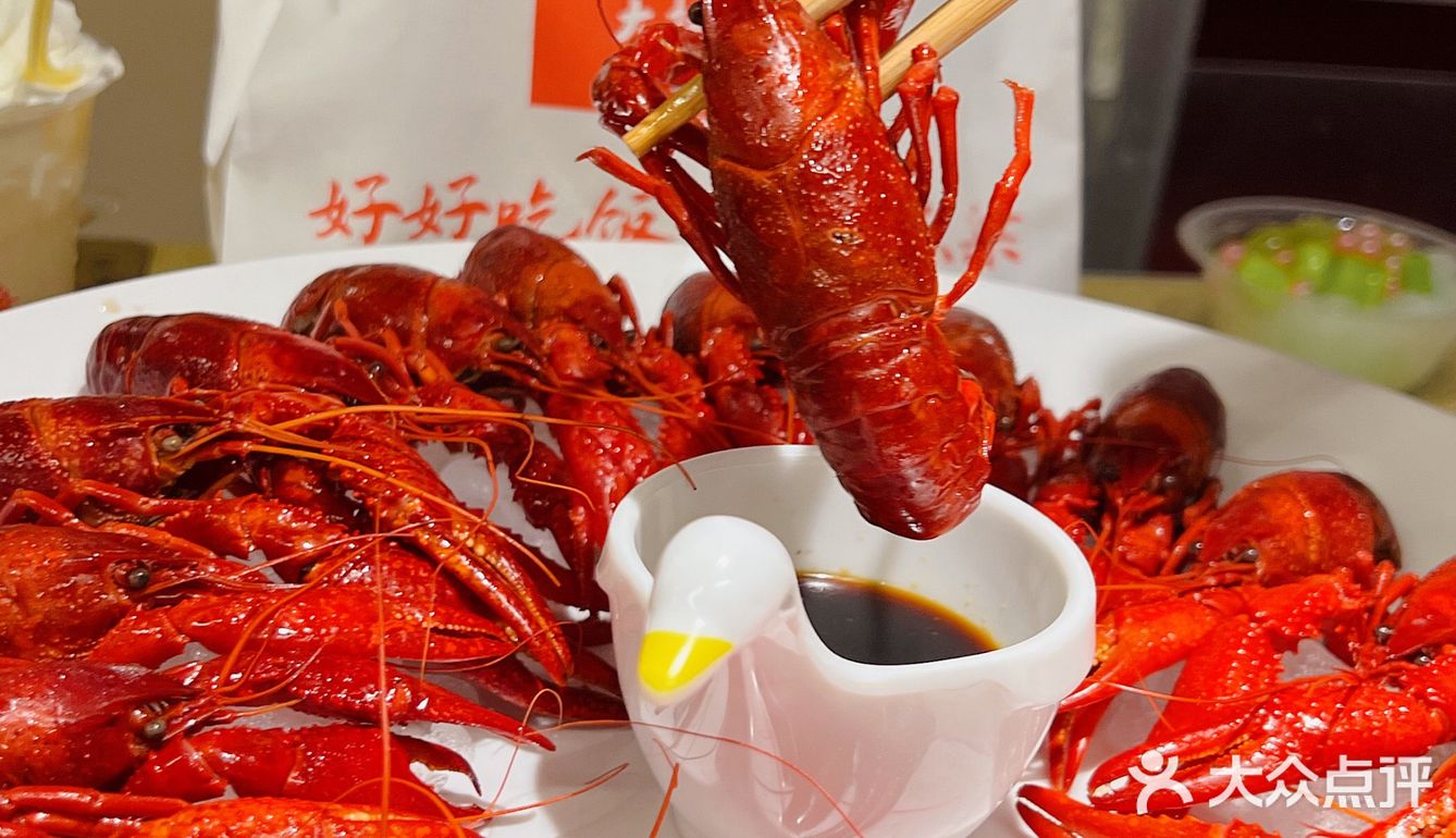 zui有烟火气息的大排档，石库门下吃大排档