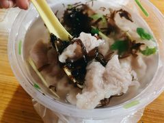 -阿华福鼎肉片手抓饼拌肉片