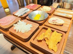 -银米·云南传统过桥米线(双廊黑金冠店)