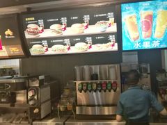 -麦当劳(高铁南站店)