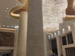-广州万富希尔顿酒店·感趣自助餐厅·金秋蟹宴生蚝海鲜刺身