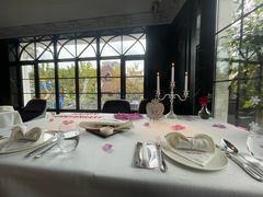 -弦月窗LUNETTE BY AMANDA(复兴路店)