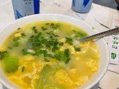 -凤凰路何眼镜香辣蟹(花果园店)