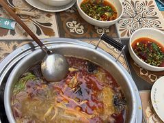 -顶上头·螺蛳火锅(五一新村店)