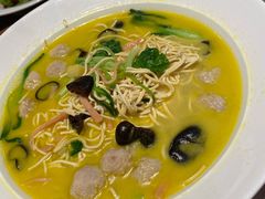 -香山湖家家宴(中山陵店)