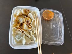 -李氏东北饺子王·铁锅炖(回龙湾店)
