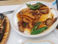-东北酱骨饺子铁锅炖(万达总店)