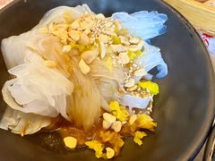 刮凉粉-东排食堂长沙小吃大排档(五一广场店)