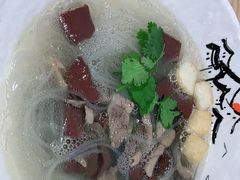 -东方既白(黄兴路大润发店)
