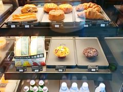 -星巴克臻选(呼和浩特维多利摩尔城店)