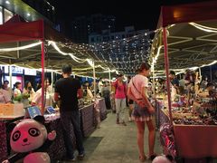 市集-江燕路万科里