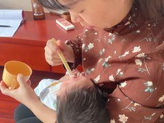 -鲸鱼妈妈月嫂/育婴师定制