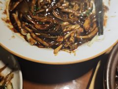 -魏铭鱼头捞饭(晋阳路店)