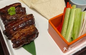 Crunchy Two-Headed Black Pig Roast