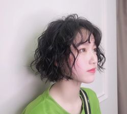 -T8 SALON