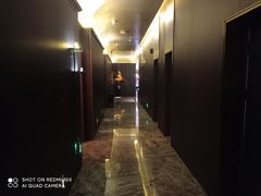 -尚善若水·汤泉·SPA·沐足(东方渔人码头店)