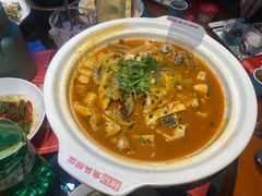 -魏铭鱼头捞饭(晋阳路店)