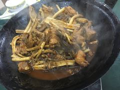 茶树菇炖小鸡-上海小菜餐厅(理工大学店)