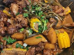 -锅老头海鲜铁锅炖