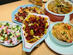 -街角等你.大连海鲜烧烤.经典铁板海鲜串(西安路店)