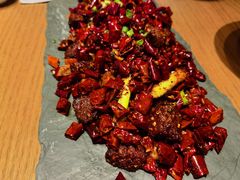 歌乐山辣子雪花牛肉-莲·中餐厅(成都首座万豪酒店)