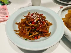 -红樱桃·欢乐餐厅(太原里店)