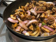 -胡须佬鸡煲四季火锅店(石厦西村直营店)