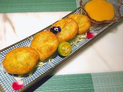 泰式手打虾饼-蜜桃花开·中西融合菜E&W(南长街店)