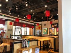 大堂-歪嘴香鸡公煲(大连佳兆业店)