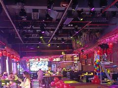 -喜鹊音乐酒馆(西街店)