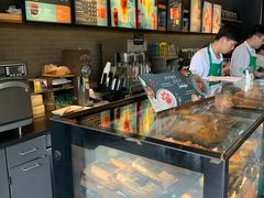 -星巴克臻选(莘庄仲盛店)