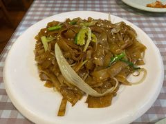 干炒韭黄河粉-阿政粤小馆(中央大街店)