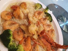 -御满江海鲜酒家(洛溪新城店)