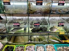 -覃记海鲜美食餐厅