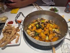 -七欣天香辣蟹火锅(闵行浦江欢乐颂店)