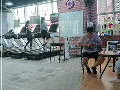 -UP健身私教馆(海岸城店)
