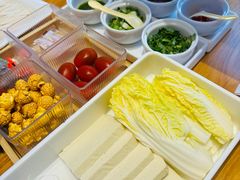 -额尔敦传统涮.冰煮羊火锅(乌兰察布体育场店)