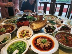 -万重锦·人文川菜馆(骡马市店)