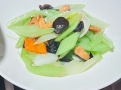 -乔街深夜食堂·小龙虾·高压锅生蚝(杭州总店)