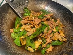 -费大厨辣椒炒肉(高铁吾悦广场店)