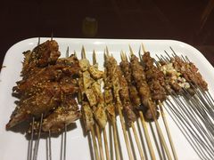-三个大叔烤羊肉串·炭炉砂锅菜(西三旗店)