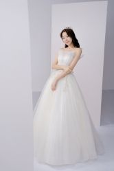 -予白婚纱礼服馆