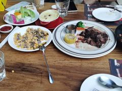 牛小挑皇-食间牛排(湖西路店)